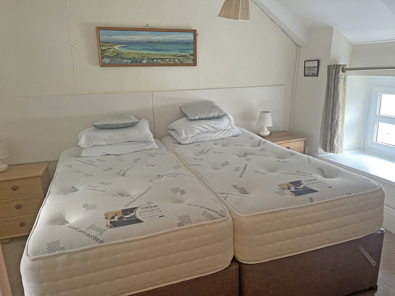 Anchor-Cottage-Bedroom