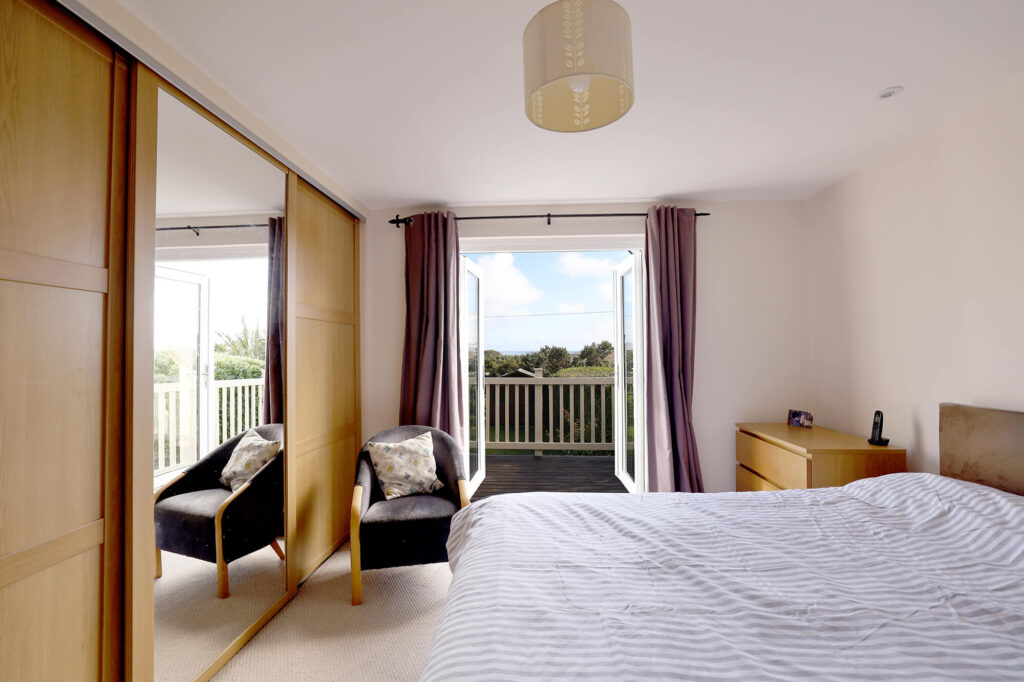 Trevarrick – Master Bedroom